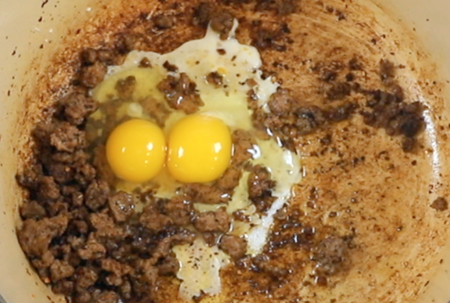 1 Longhorn Ground Beef, Eggs & Cheese Iron Rock Ranch
